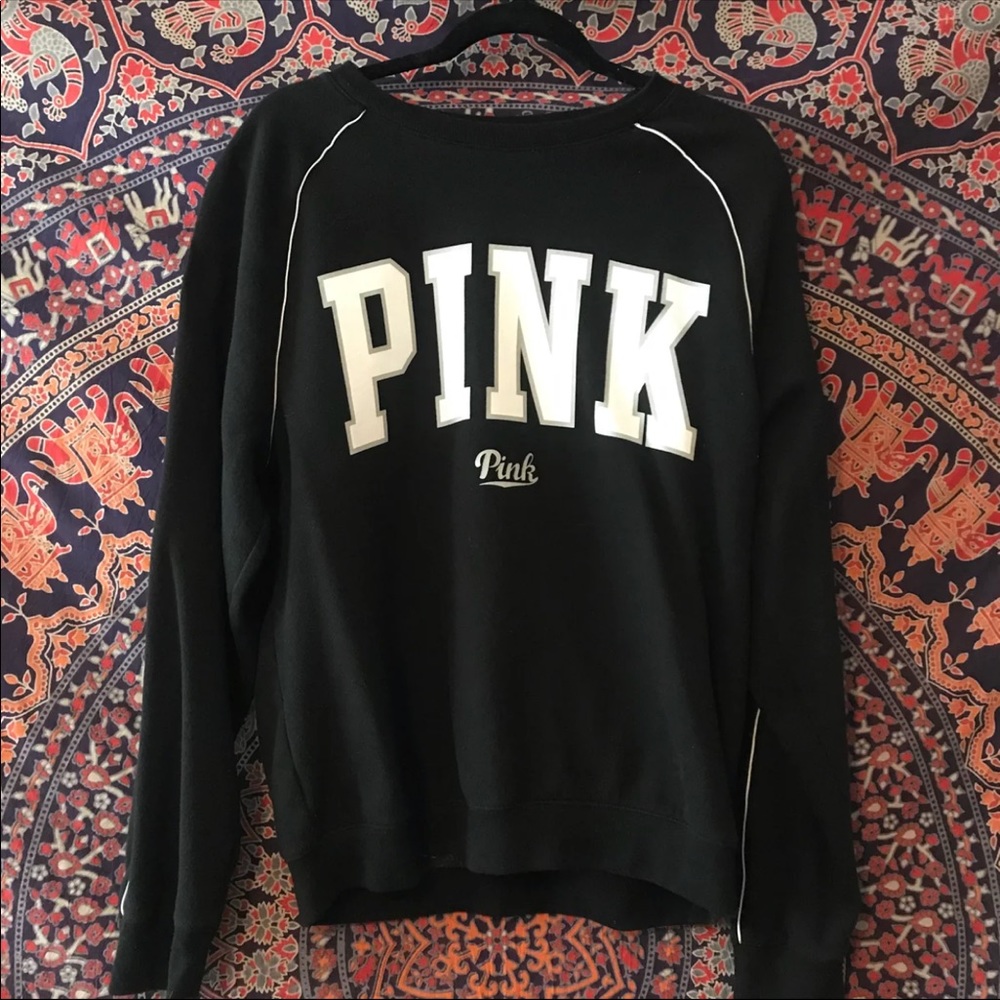 VS PINK Long Sleeve Top